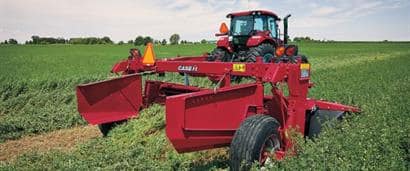 //assets.cnhindustrial.com/caseih/NAFTA/NAFTAASSETS/Products/Mowers-and-Conditioners/Rotary-Disc-Mower-Conditioners/DC103/Farmall%20140A%20and%20DC103_0533_08-18.jpeg?width=410&height=171