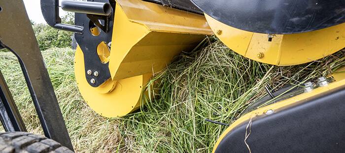 fr-forage-cruiser-the-ultrafeed-grass-pick-up