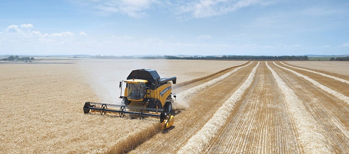 smartsteer-system-full-headers-100-of-the-time-precision-harvesting-in-all-conditions.jpg