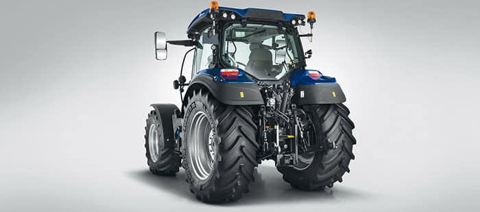 t5-dynamic-auto-command-hydraulics-and-pto
