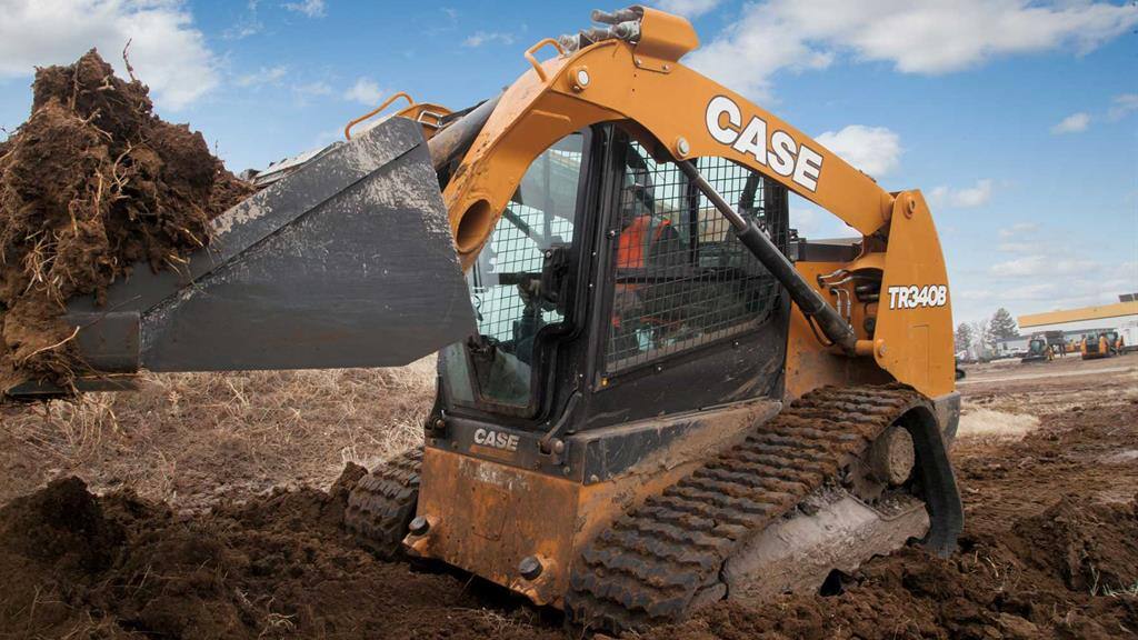 https://assets.cnhindustrial.com/casece/nafta/assets/Products/Compact-Track-Loaders/B-Series/TR340B/TR340B_IMG_9498.jpg