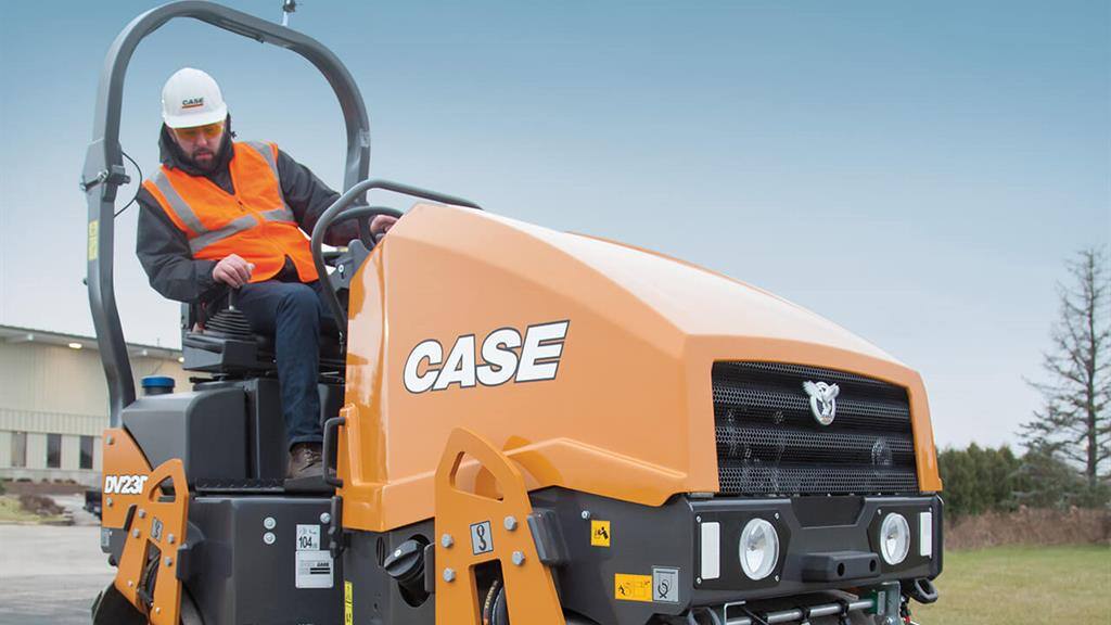 https://assets.cnhindustrial.com/casece/nafta/assets/Products/Compaction-Equipment/Double-Drum-Rollers/DV23D/DV23D_IMG_8037.jpg