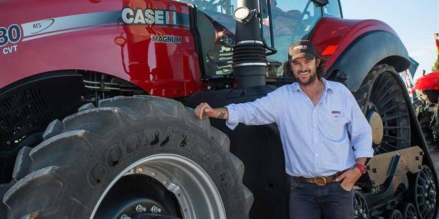 Innovative four-track tractors aid soil conservation