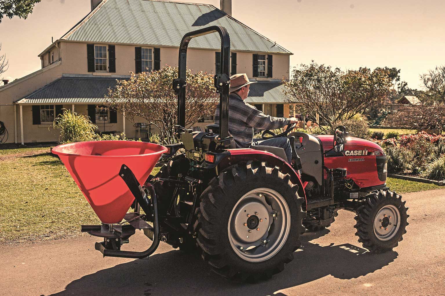 Farmall B Series Compact Tractors | Case IH