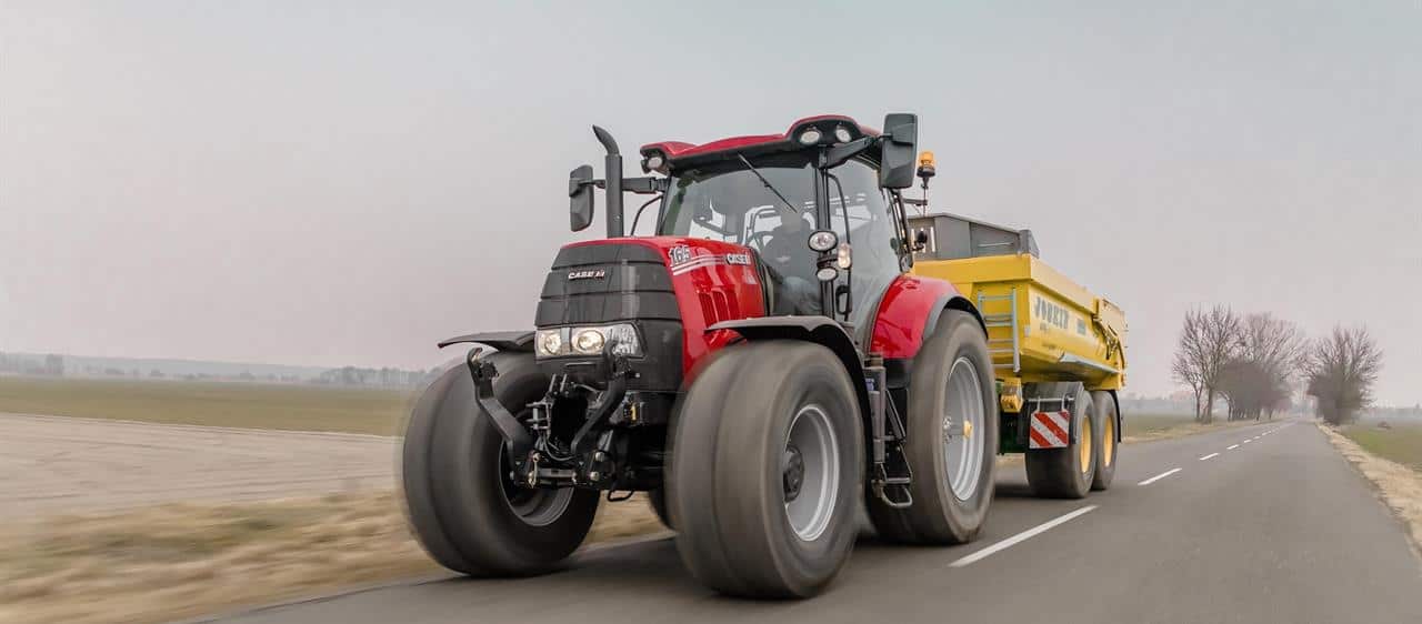 Case IH turns up the heat for extra-strong paintwork
