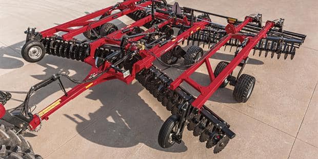 Case IH Introduces the True-Tandem 335 VT for Rugged Durability in the Toughest Conditions 