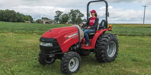 Compact Farmall 30A