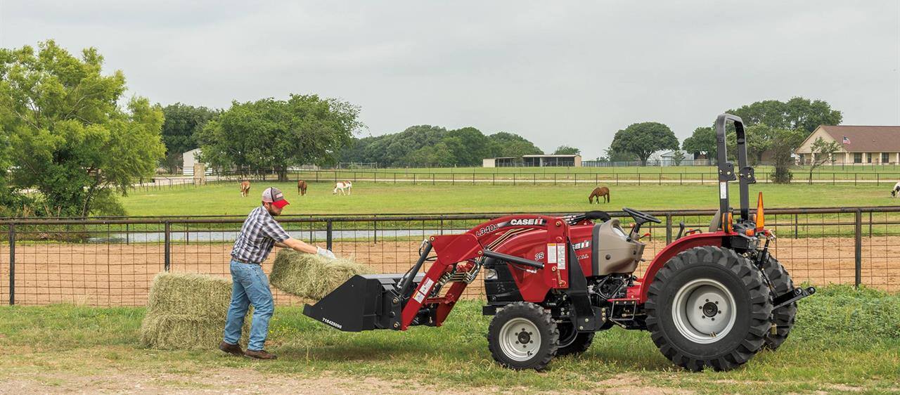 Compact Farmall A: Loaders and Attachments