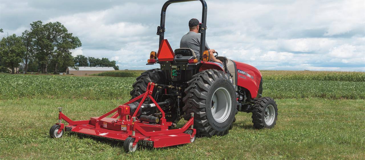 Compact Farmall A: Loaders and Attachments