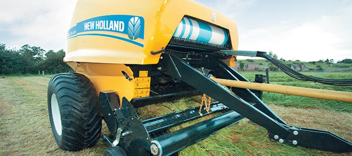 roll-baler-feeding-01.jpg