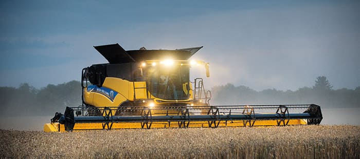 new-holland-cr-combine-harvesters-gain-in-power-and-efficiency-with-tier-4b-technology-05.jpg