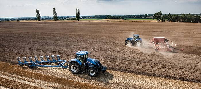 new-t7-290-t7-315-tractors-deliver-high-powered-perfomance-05.jpg
