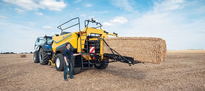 New Holland BigBaler 1290 High Density delivers all-out efficiency and productivity