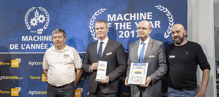 New Holland flagship combines deliver even higher capacity with new Everest system and win “Machine de l’année” title at SIMA 2017