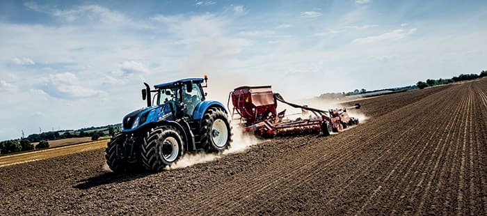 New T7.290 and T7.315 Tractors Deliver High-Powered Performance with Class Leading Efficiency