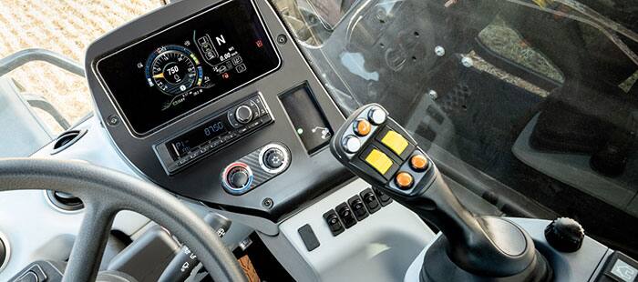 th-telehandlers-cab-and-comfort