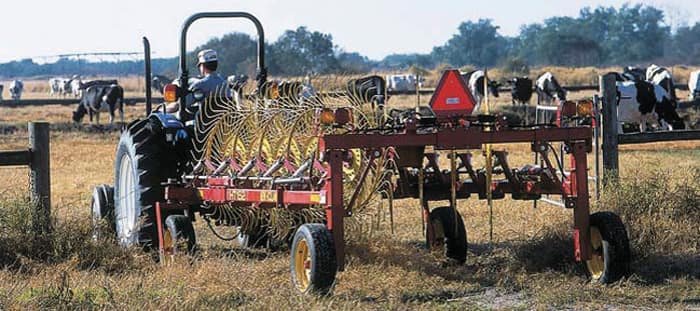 ht-trailing-wheel-rakes-overview-03.jpg