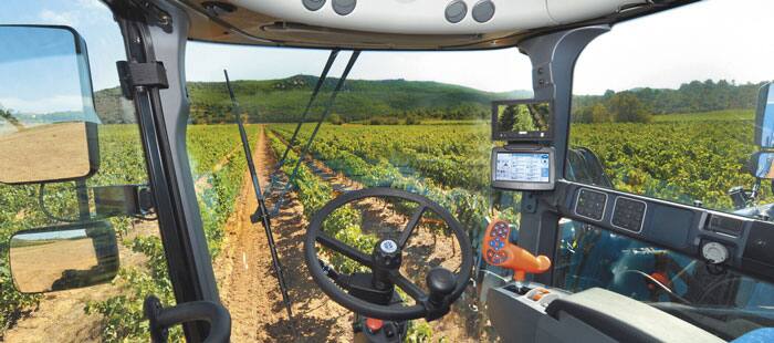 braud-9090x-vine-harvester-cab-01.jpg