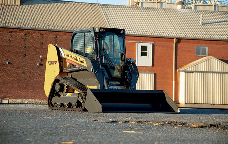 https://assets.cnhindustrial.com/nhce/NAR_Assets/Equipment/compact-track-loaders-300s/C327_main.jpg